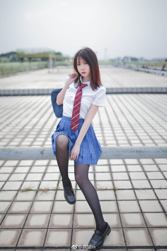LSK8ssss5i18V233.jpg
