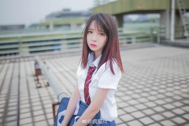 r99177V9E1m7EZp1.jpg