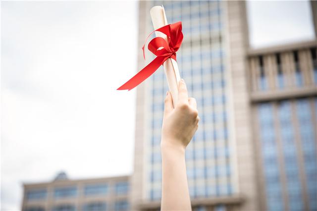 �й������ѧ��ְ�о�������������ѧ������