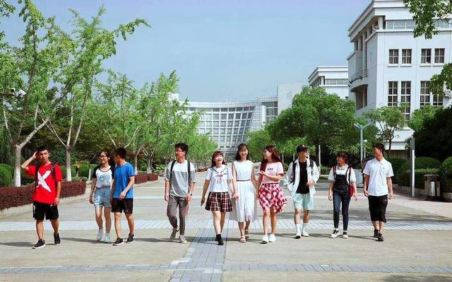 沪港16所高校组建大学联盟，资源共享，两地大学生有哪些福利？