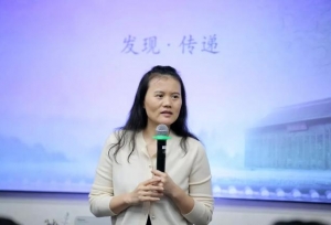 �������٣�CEO��ζԿ��¶��У�