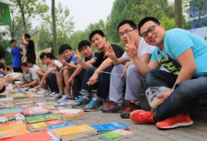ǩ������Э�飬�Ͳ���Ӧ���ҵ���ˣ���Щ������������ӣ�Ӱ���